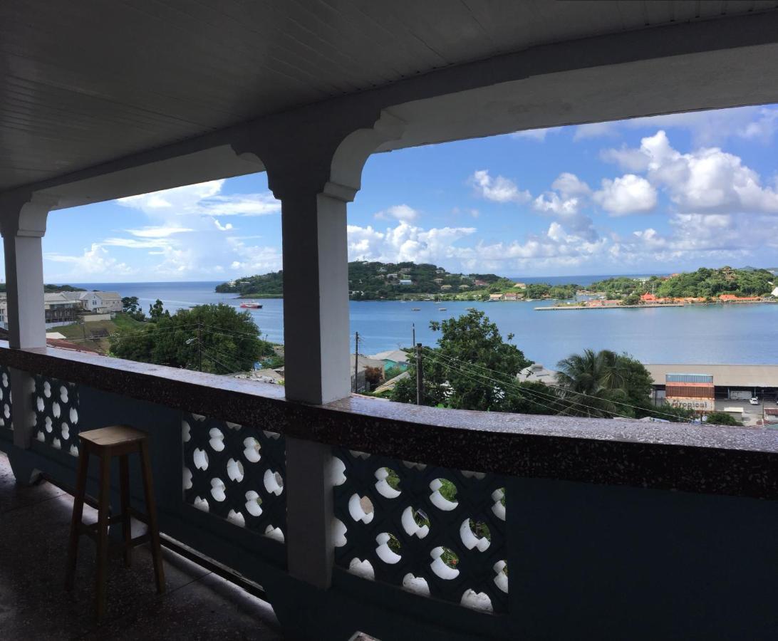 Harbour Vista Inn カストリーズ エクステリア 写真